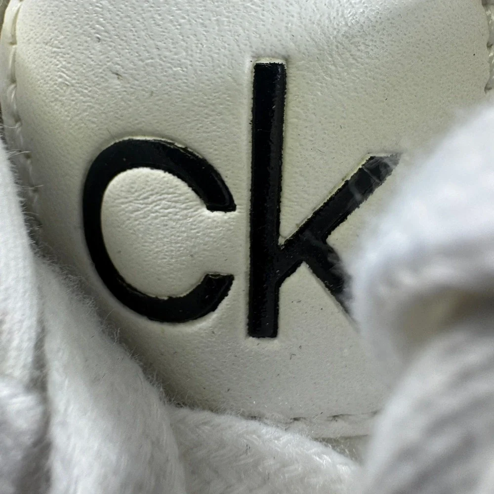 Calvin Klein Womens White CK Logo Low Top Lace Up Sneakers Ribbed Toe Cap 7.5